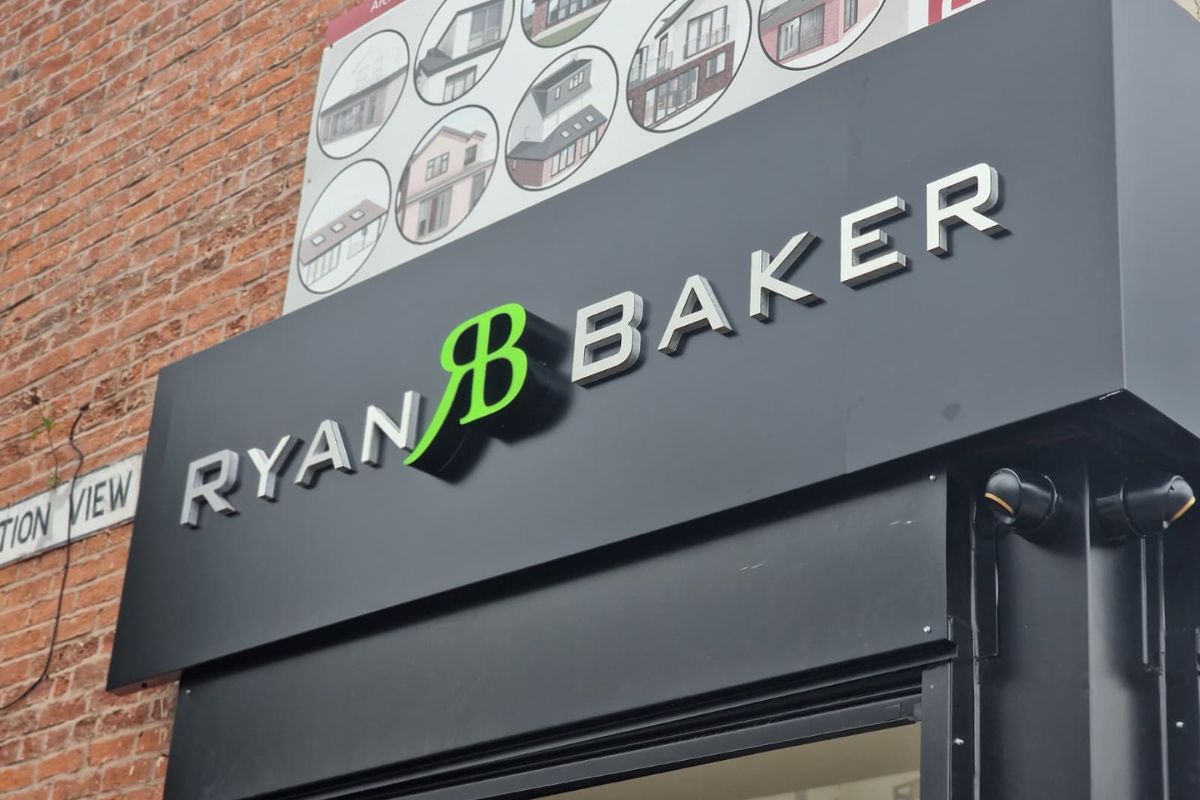 Retail shopfront fascia signage