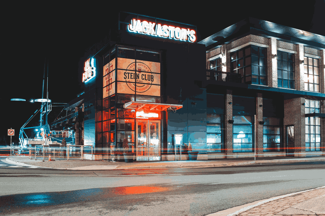Outdoor Neon Signs Installation Guide: for Different Displaying Methods